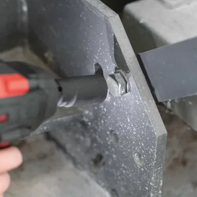 Akumulátorový rázový uťahovák SR 800-18 PURE v MAX3